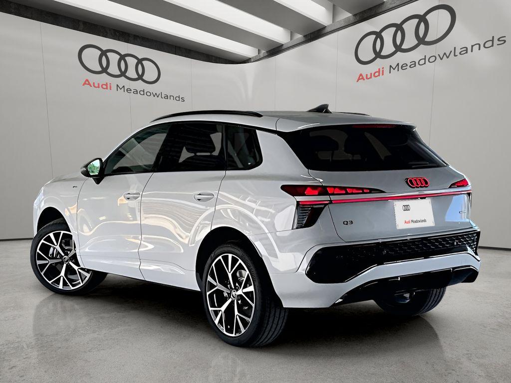 صورة 3 لـ 2026 AUDI Q3 S LINE