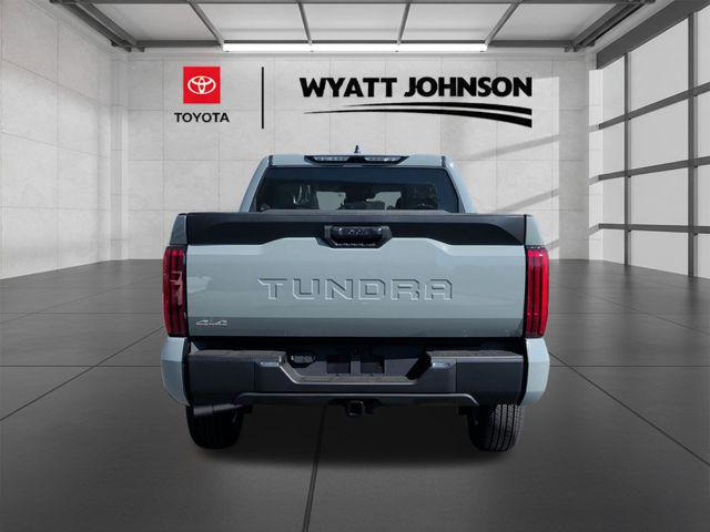TOYOTA TUNDRA - 4