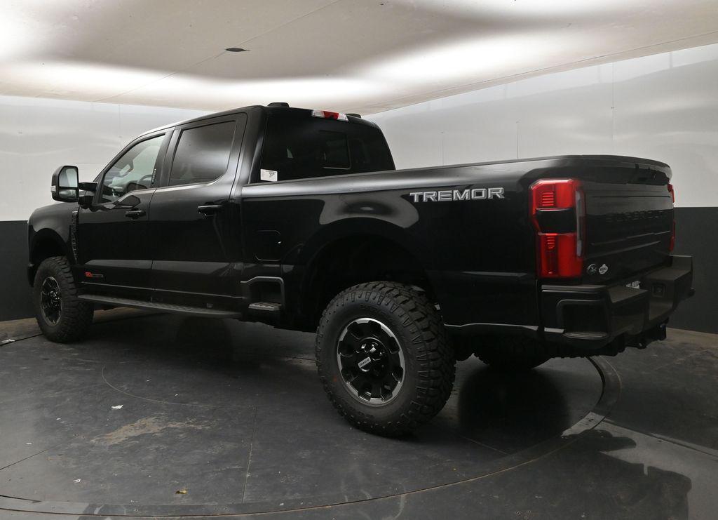 2026 FORD F-250 PLATINUM — фото 7