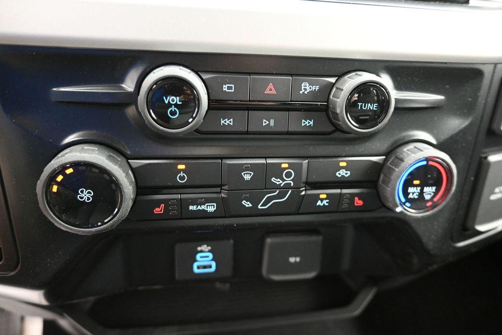 صورة مصغرة 17 لـ 2026 FORD F-250 XLT