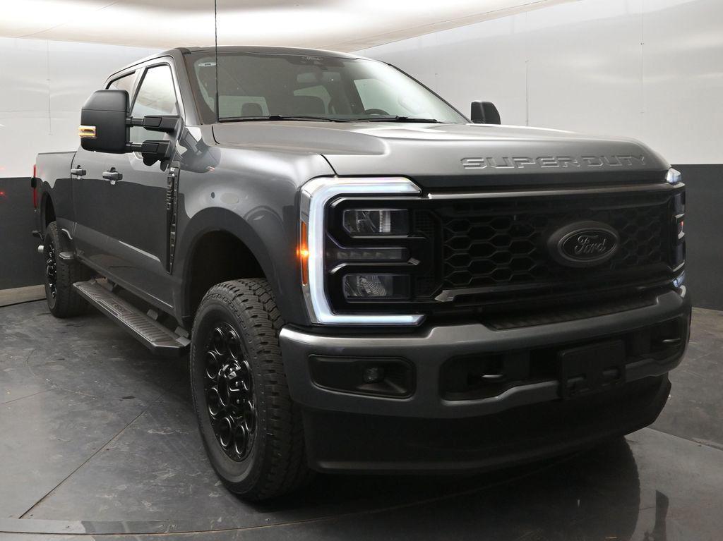 صورة 2 لـ 2026 FORD F-250 XLT