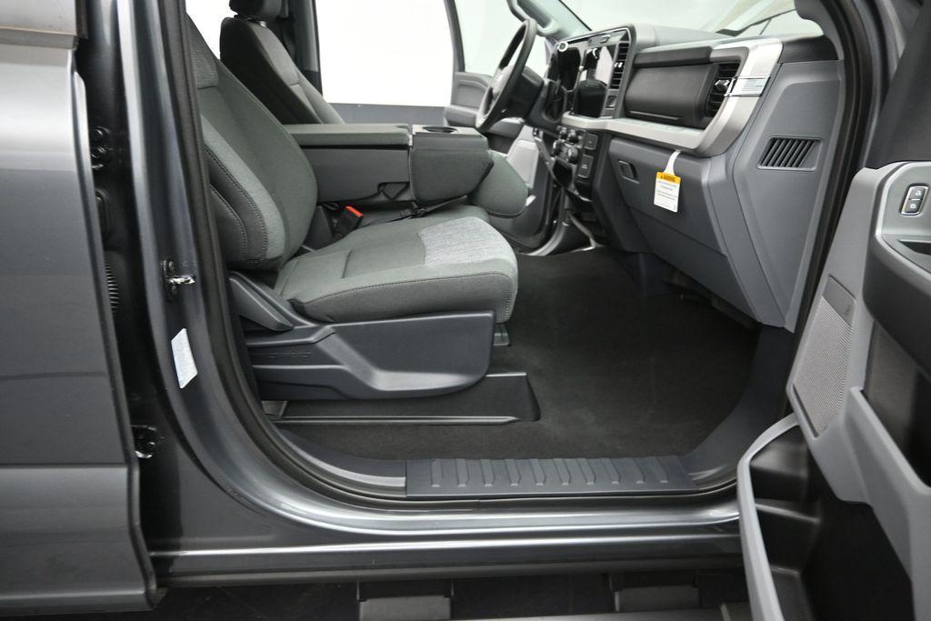 صورة مصغرة 20 لـ 2026 FORD F-250 XLT