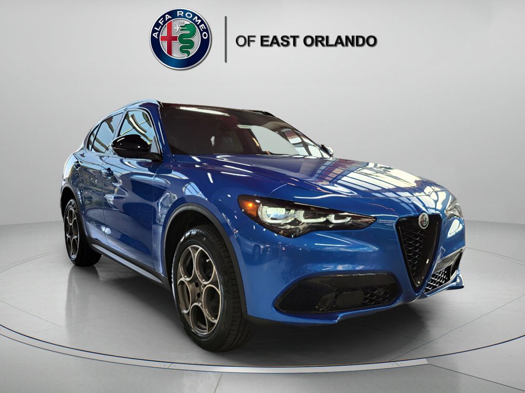 New 2025 Alfa Romeo Stelvio Sprint AWD
