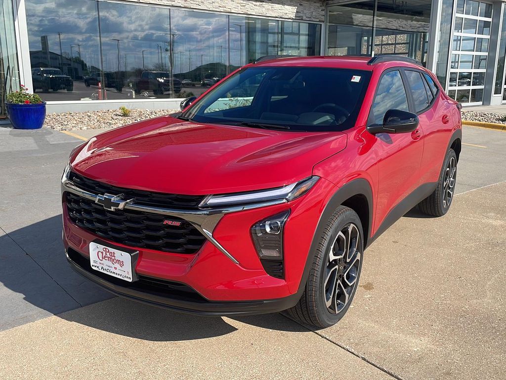 New 2026 Chevrolet Trax FWD 2RS