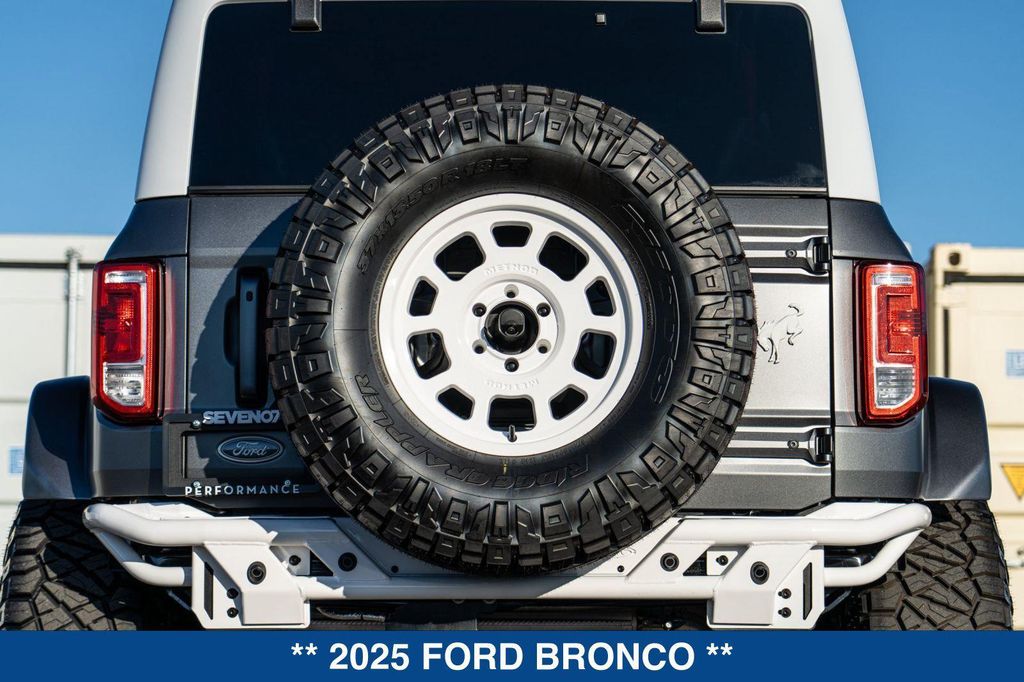 صورة مصغرة 27 لـ 2025 FORD BRONCO HERITAGE EDITION
