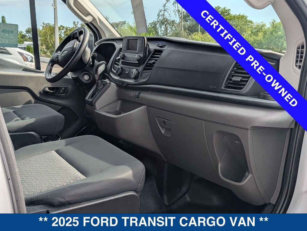 صورة مصغرة 17 لـ 2025 FORD TRANSIT-250 BASE