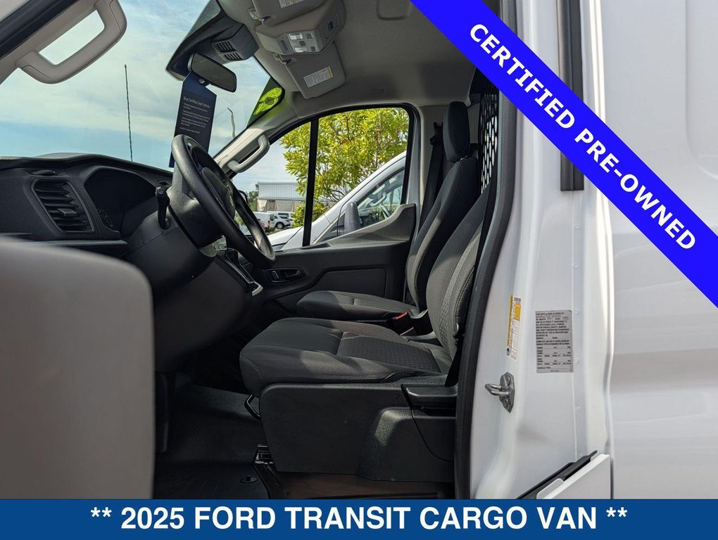 صورة مصغرة 18 لـ 2025 FORD TRANSIT-250 BASE