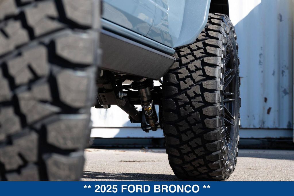 2025 FORD BRONCO BADLANDS thumbnail 31