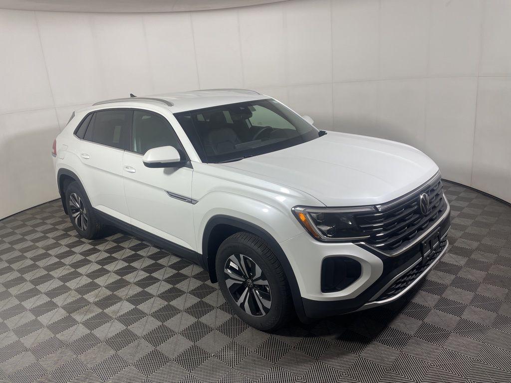New 2026 Volkswagen Atlas Cross Sport 2.0T SE
