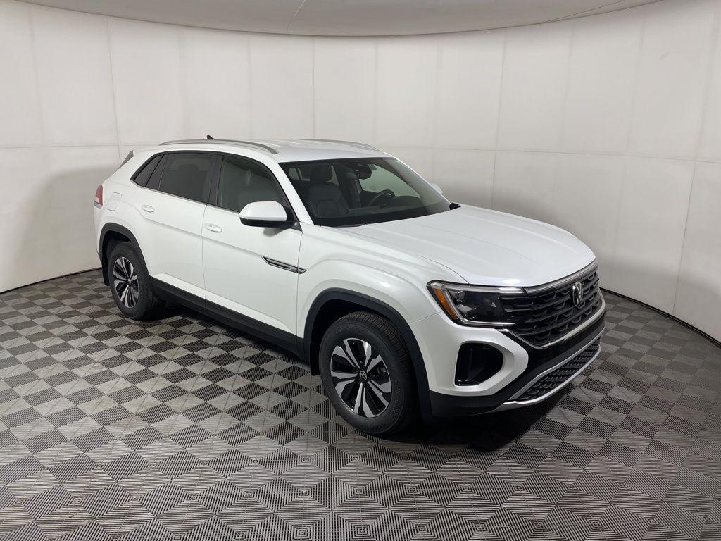 New 2026 Volkswagen Atlas Cross Sport 2.0T SE