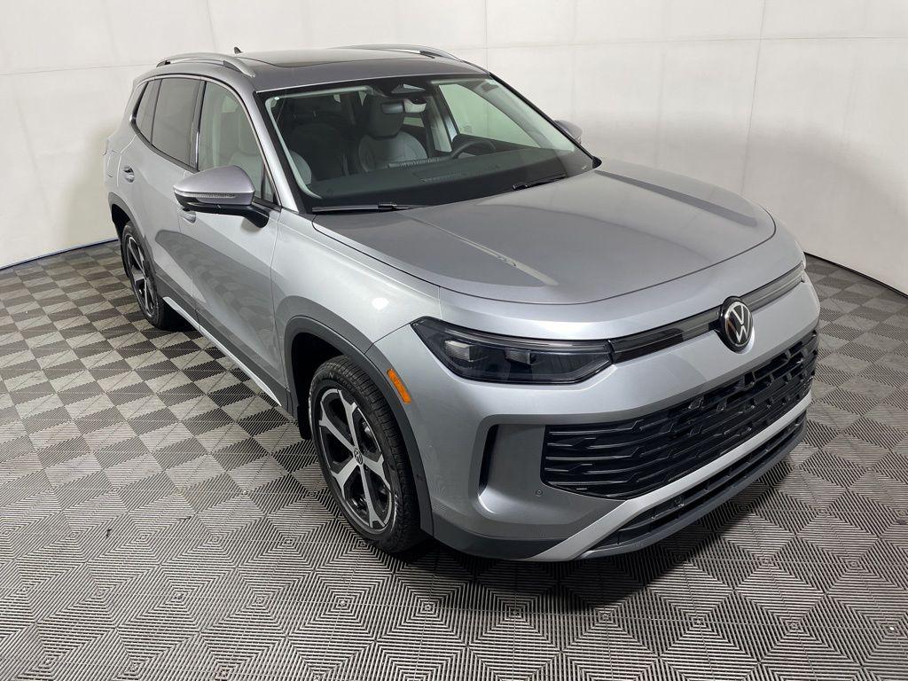 New 2026 Volkswagen Tiguan 2.0T SE 4MOTION