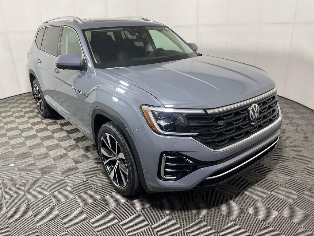 New 2026 Volkswagen Atlas 2.0T SEL Premium R-Line 4MOTION