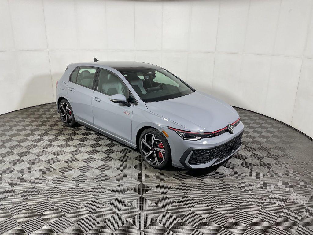 New 2026 Volkswagen Golf GTI 2.0T SE DSG