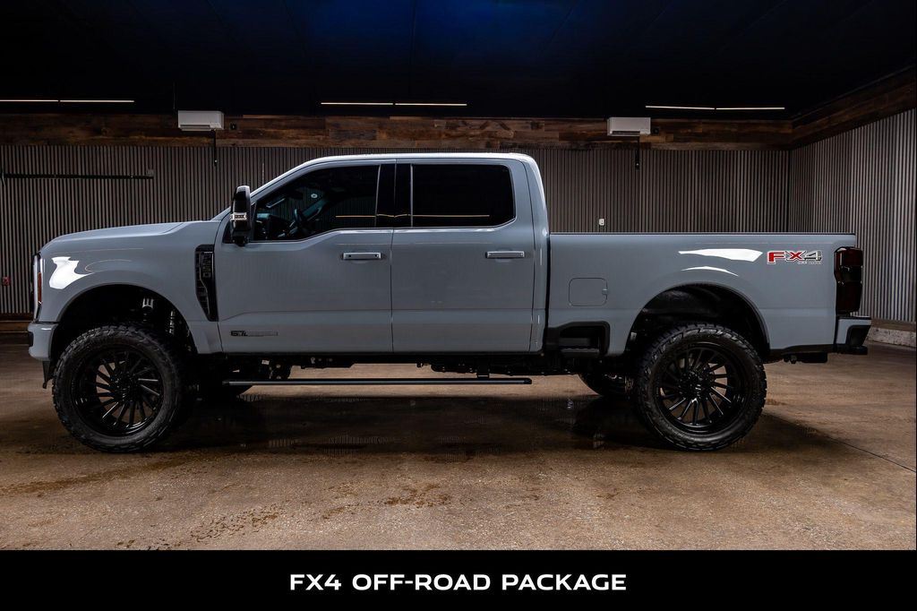 2026 FORD F-250 PLATINUM — фото 5