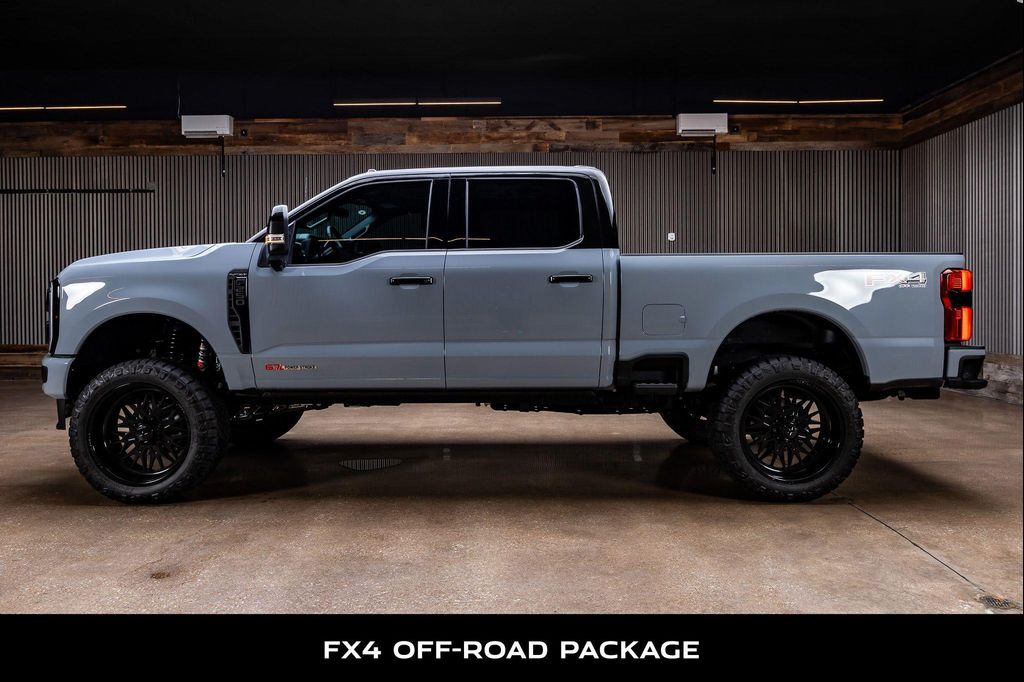 صورة 5 لـ 2026 FORD F-250 PLATINUM