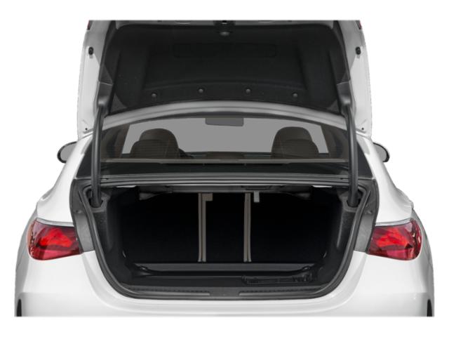 MERCEDES-BENZ E-CLASS - 8