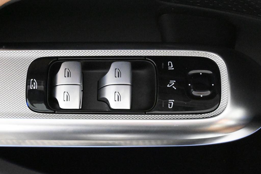 صورة مصغرة 25 لـ 2026 Mercedes-BENZ E-CLASS
