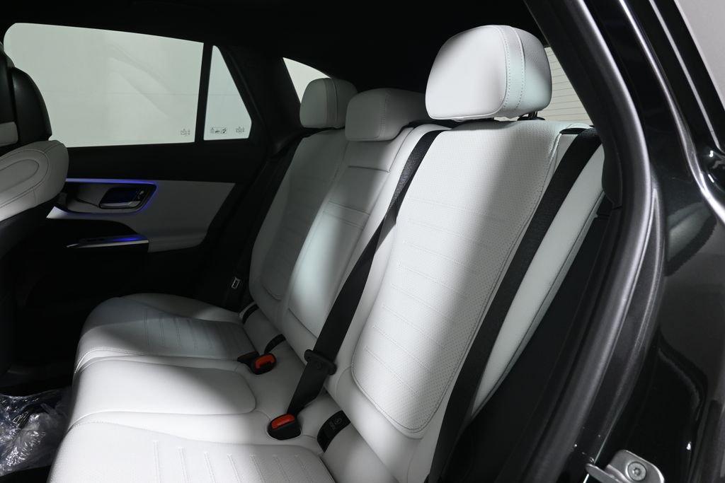 صورة 4 لـ 2026 Mercedes-BENZ GLC