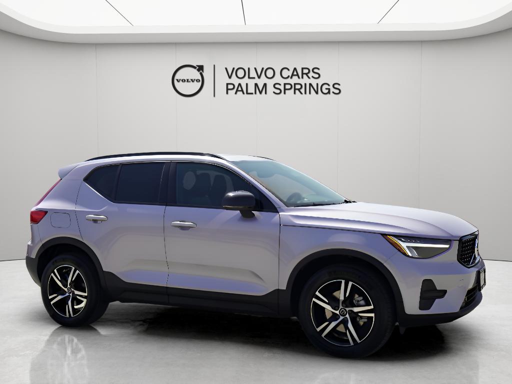 صورة 2 لـ 2026 Volvo XC40 B5 CORE