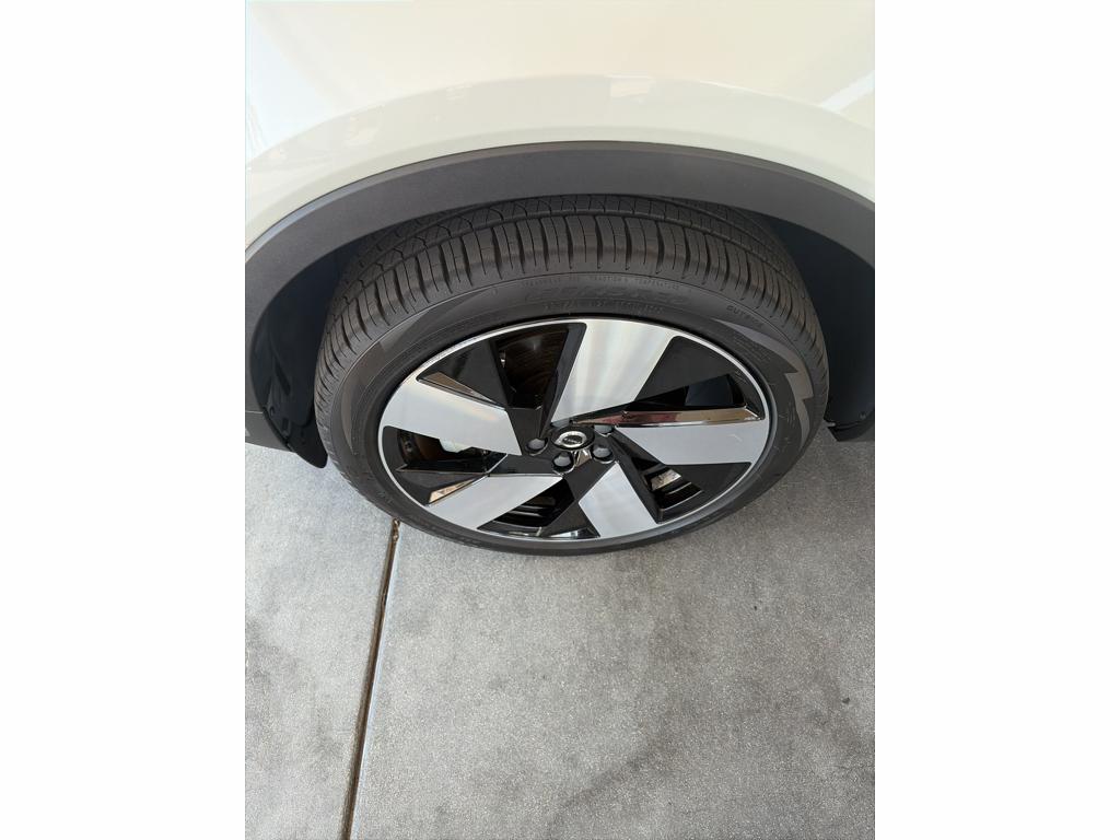 2023 Volvo XC40 RECHARGE PURE ELECTRIC TWIN ULTIMATE — миниатюра 17