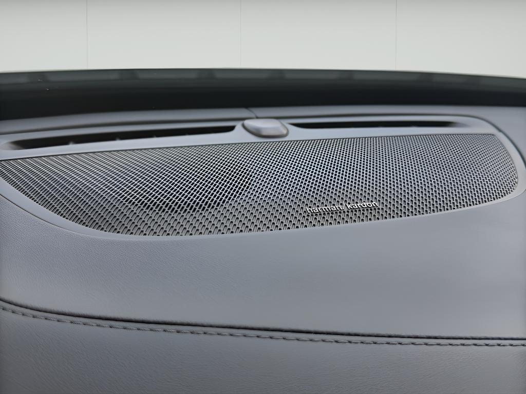 صورة مصغرة 27 لـ 2026 Volvo XC90 PLUG-IN HYBRID T8 ULTRA 6-SEATER