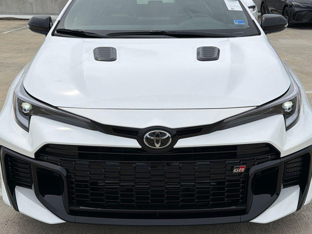 2026 Toyota GR COROLLA 缩略图 12