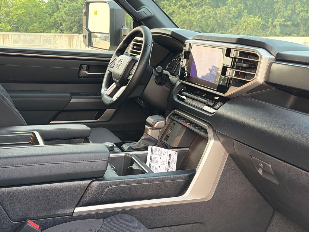 2026 Toyota TUNDRA SR5 — миниатюра 12
