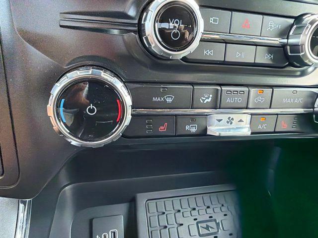 صورة مصغرة 15 لـ 2026 FORD F-150 XLT