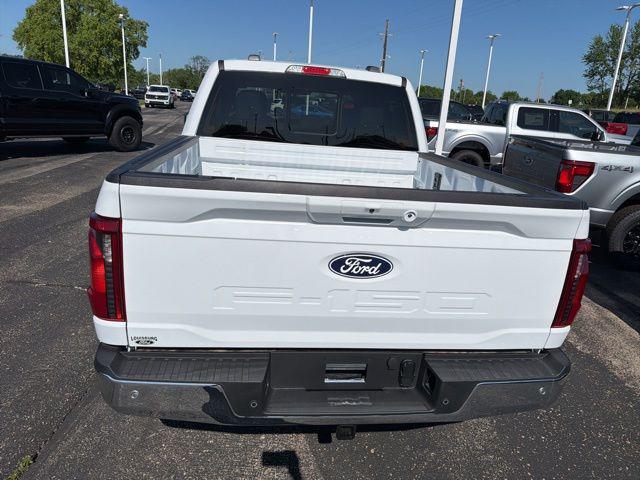 2026 FORD F-150 XLT — фото 4