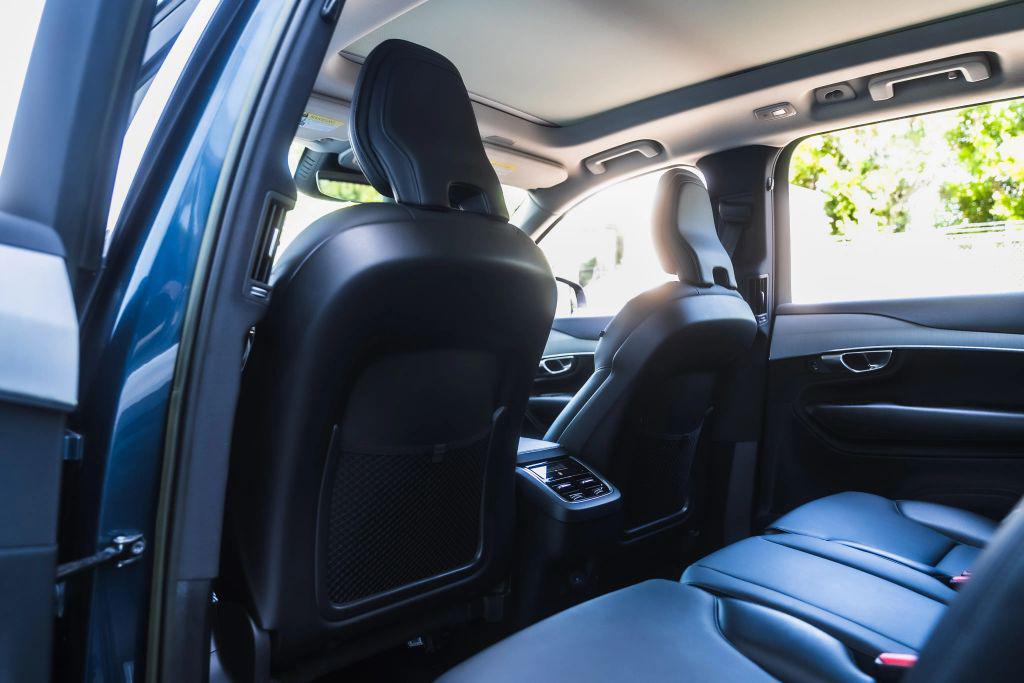 2023 Volvo XC90 B5 CORE 照片 18