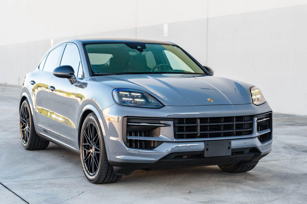 PORSCHE CAYENNE - 4