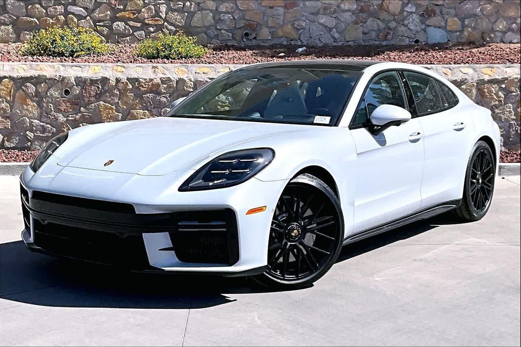 New 2026 Porsche Panamera GTS