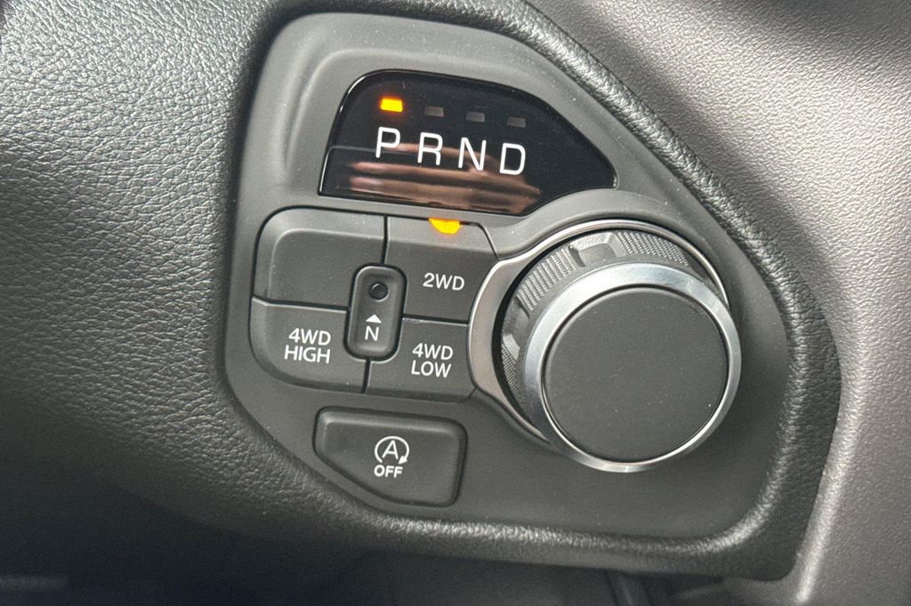 صورة مصغرة 19 لـ 2026 RAM 1500 EXPRESS
