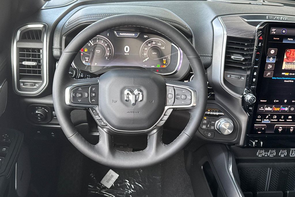 2026 RAM 1500 LARAMIE 缩略图 13
