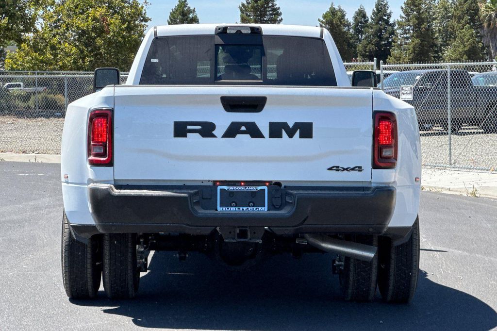 2026 RAM 3500 TRADESMAN CREW CAB 4X4 8' BOX 照片 4