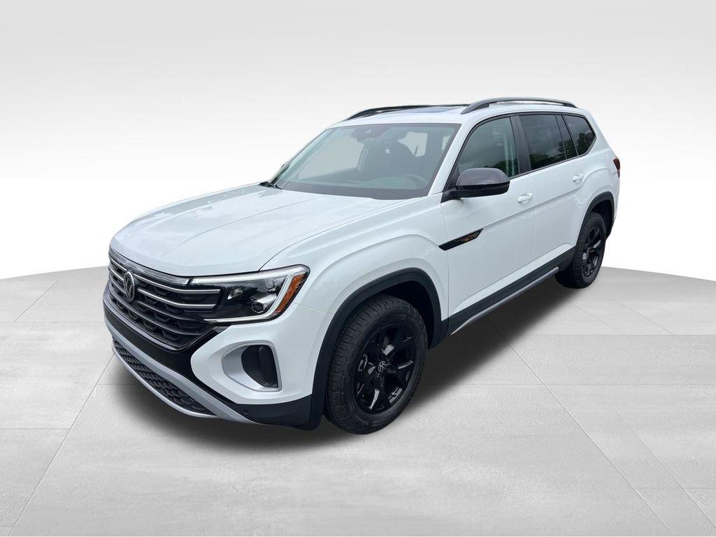 New 2026 Volkswagen Atlas Peak Edition