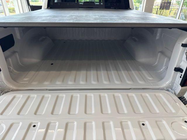 صورة مصغرة 13 لـ 2025 RAM 1500 TRADESMAN
