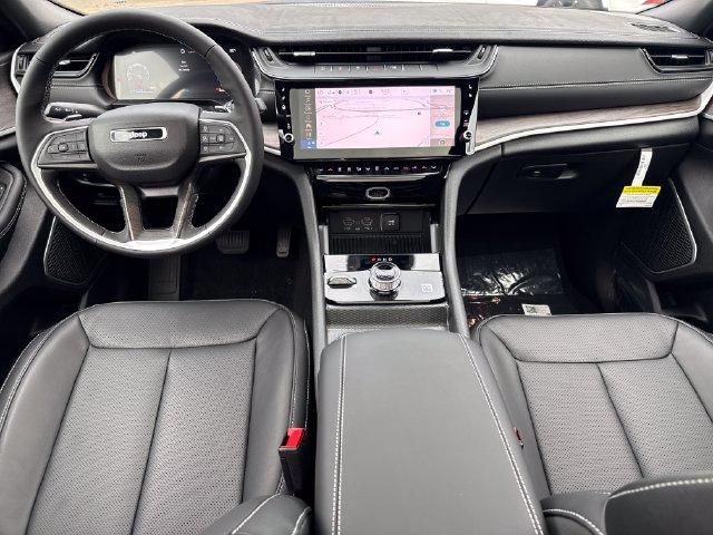 New 2027 Jeep Grand Cherokee Limited Reserve 4x4