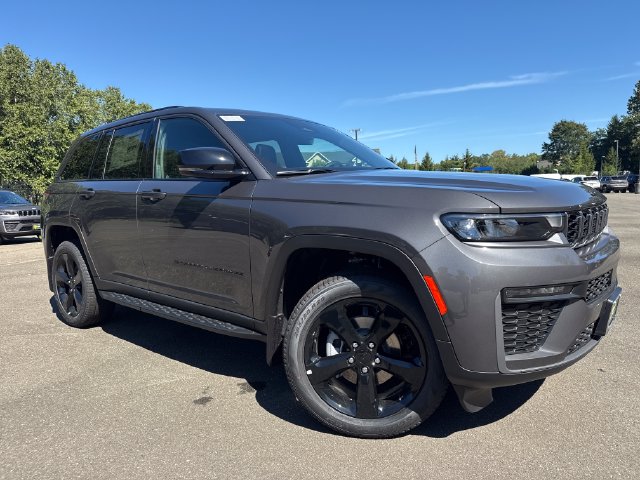 New 2026 Jeep Grand Cherokee Limited 4x2
