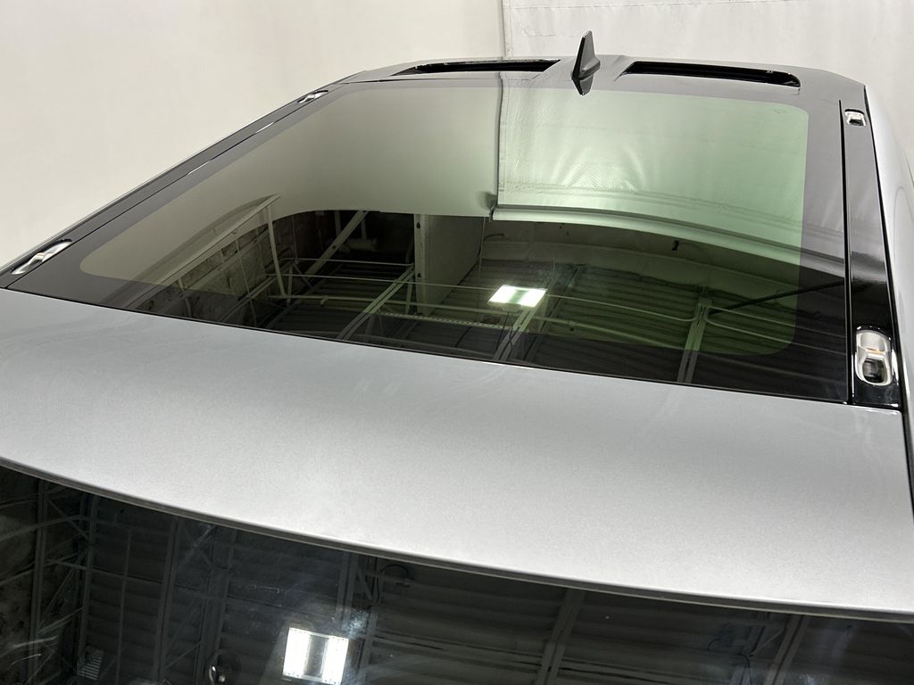 2022 Rivian R1T ADVENTURE — фото 13
