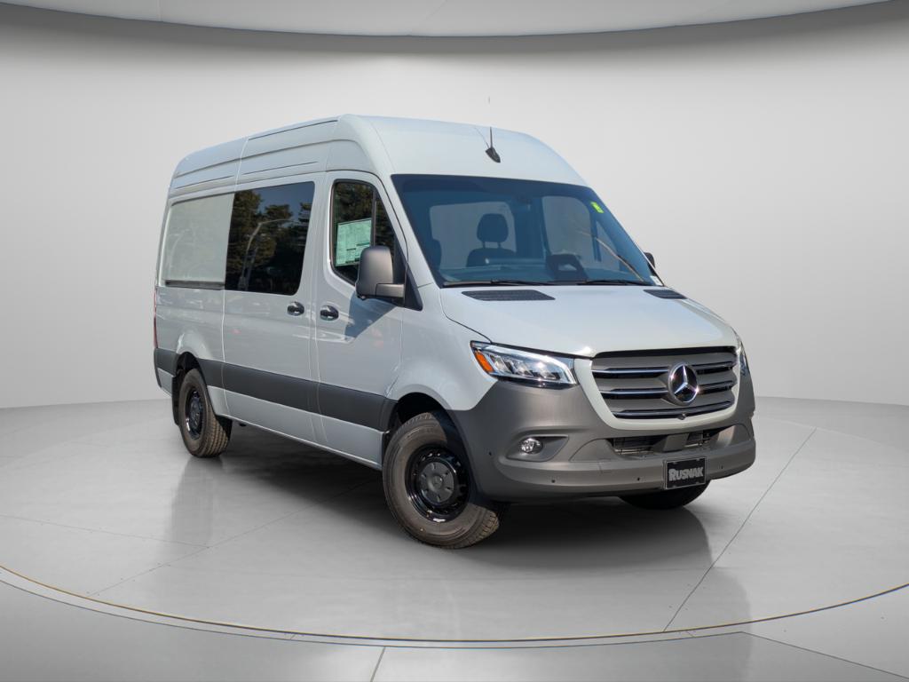 New 2025 Mercedes-Benz Sprinter 2500 144 WB Standard Roof Crew