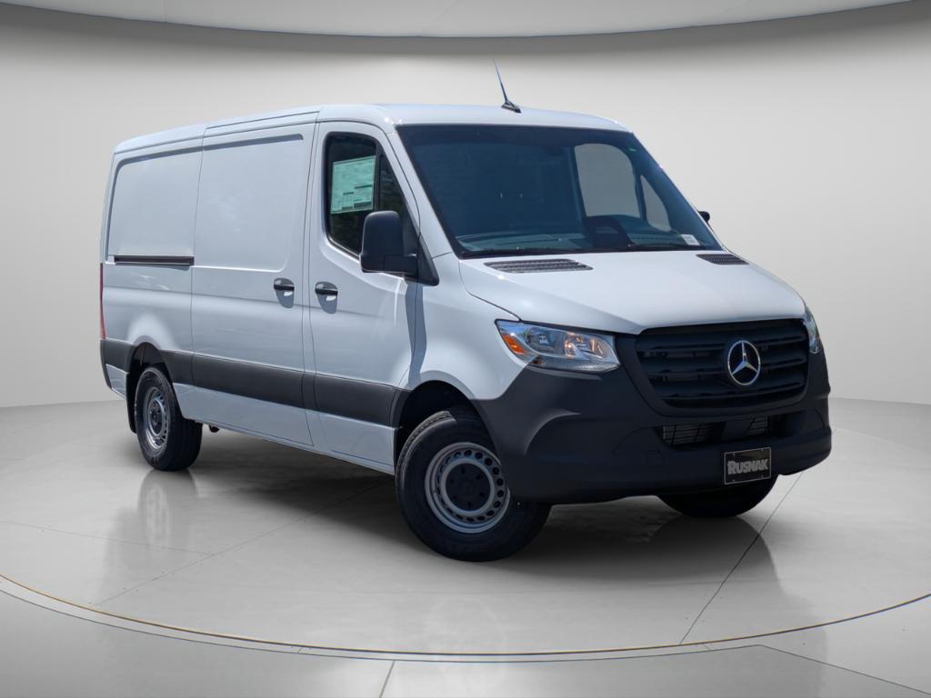 New 2026 Mercedes-Benz Sprinter 2500 Standard Roof