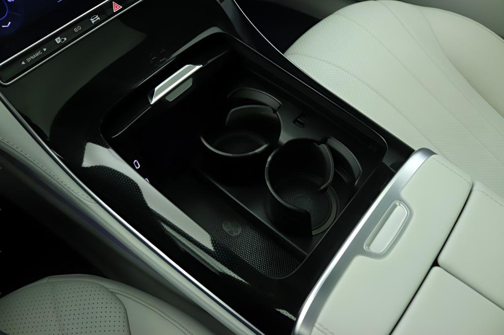 2023 Mercedes-BENZ EQE — миниатюра 15