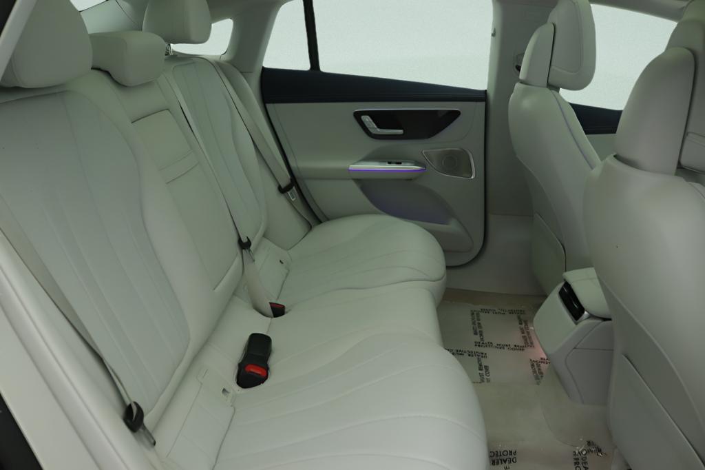 2023 Mercedes-BENZ EQE — миниатюра 29