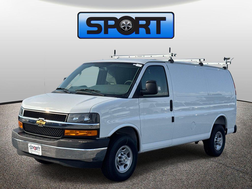 New 2026 Chevrolet Express 2500 LT