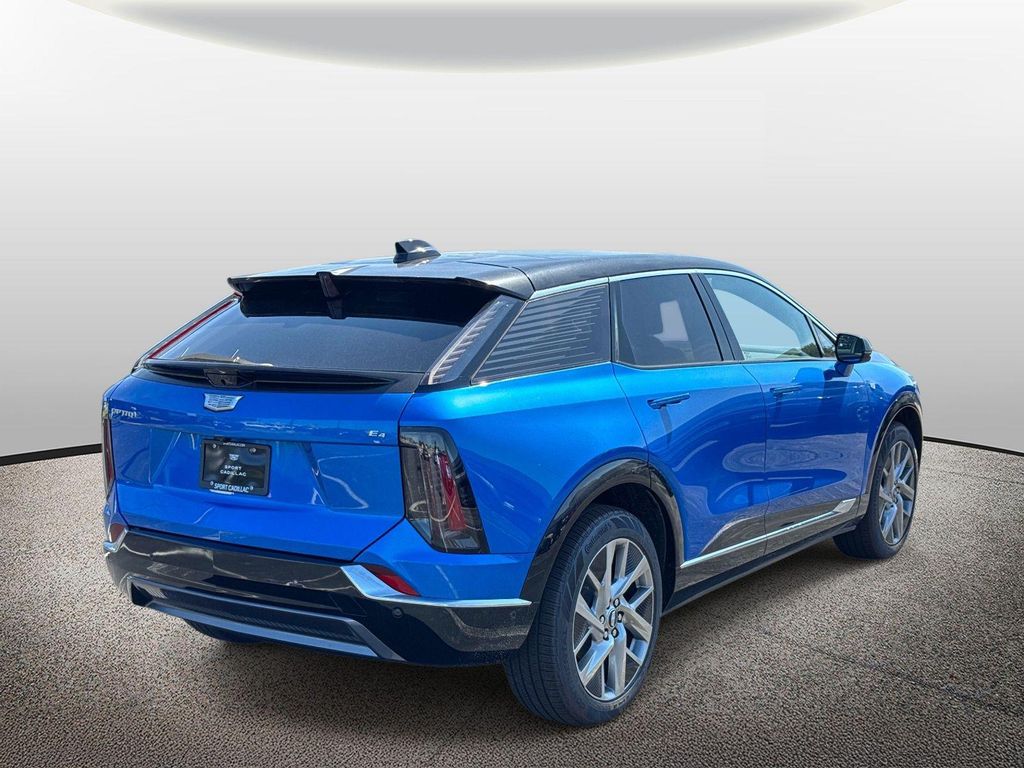 صورة 4 لـ 2027 Cadillac OPTIQ PREMIUM LUXURY