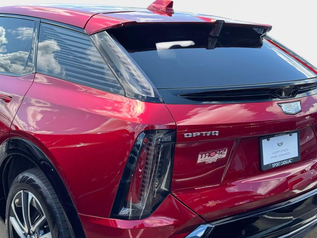 صورة 29 لـ 2025 Cadillac OPTIQ SPORT 2 AWD
