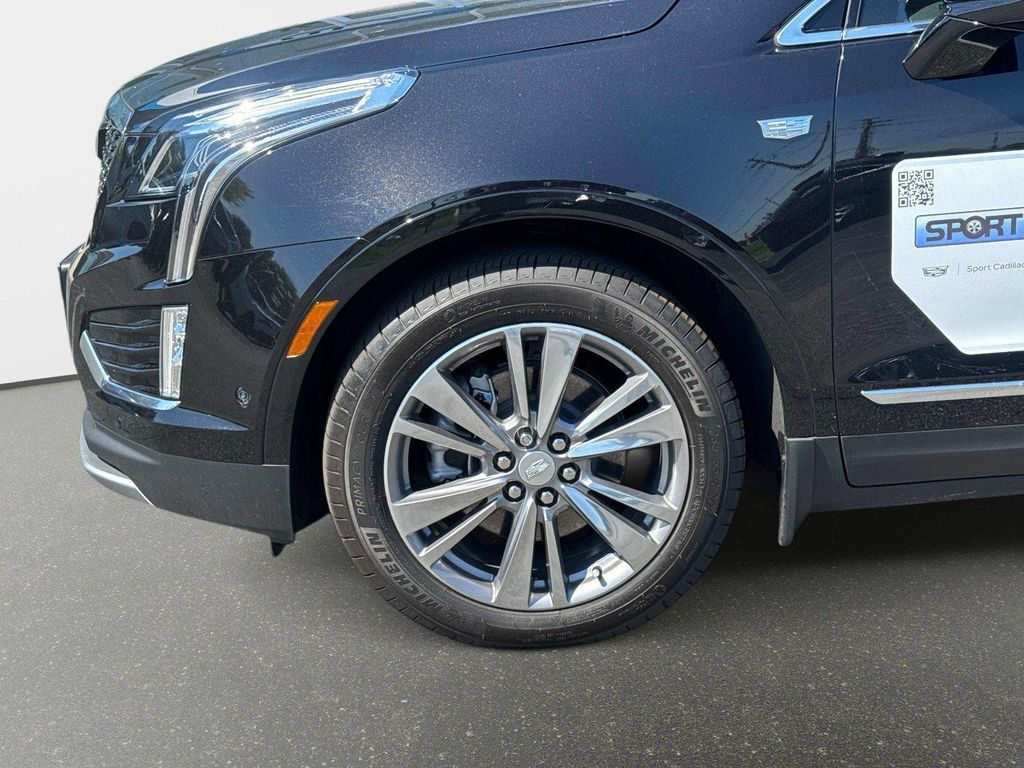 صورة 8 لـ 2026 Cadillac XT5 PREMIUM LUXURY