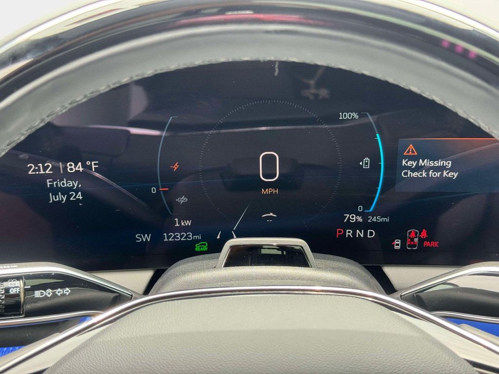 2025 Cadillac OPTIQ LUXURY 1 AWD 照片 10