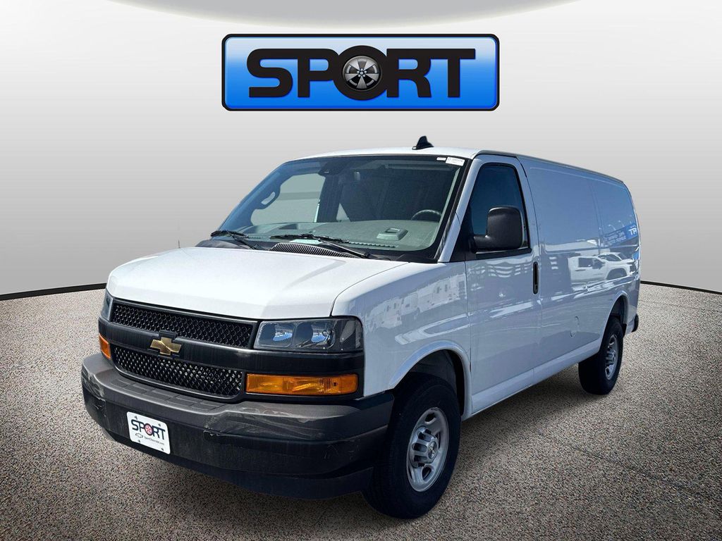 New 2025 Chevrolet Express 2500 LT